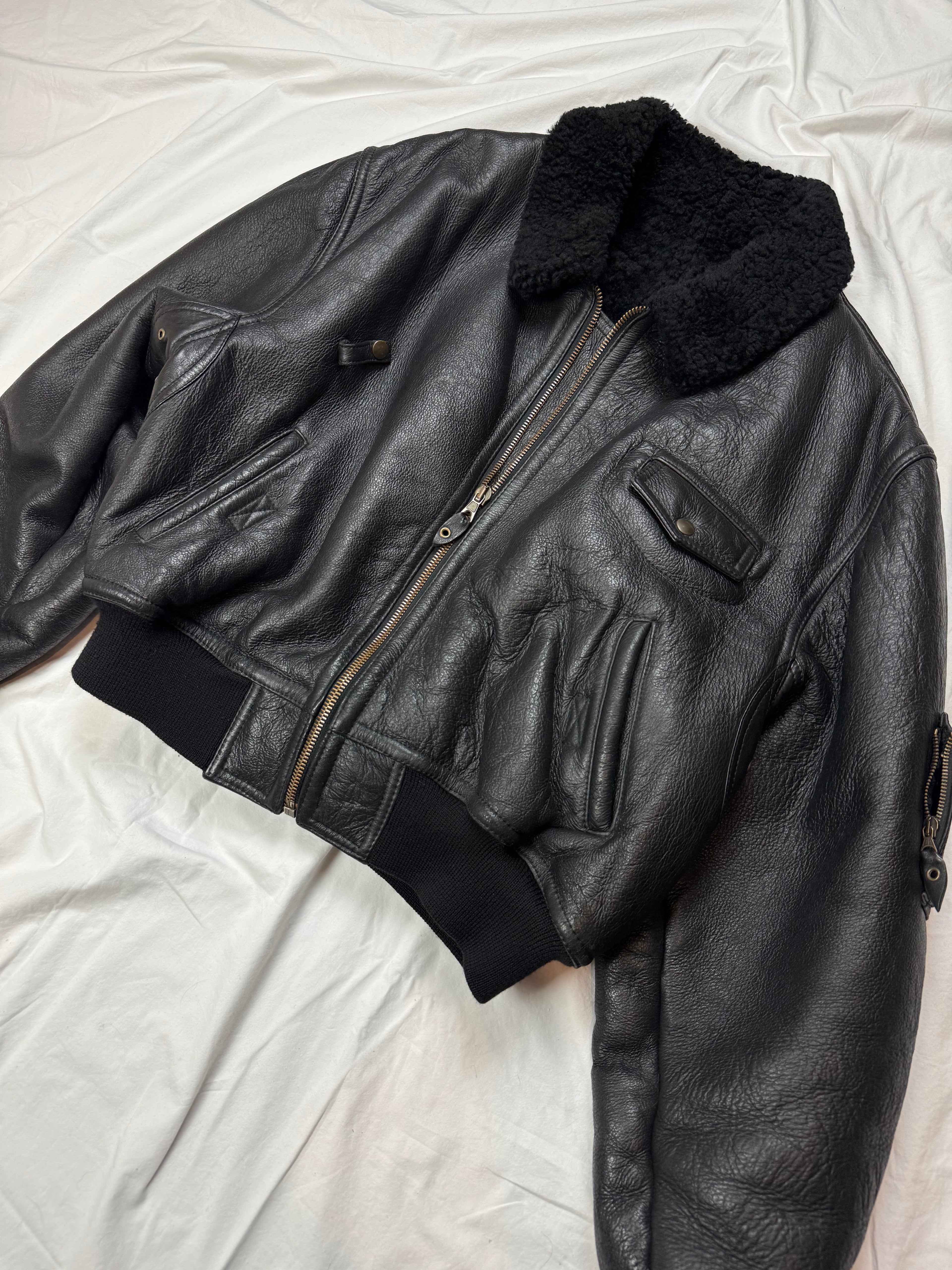 Vintage Leather Jacket Shearling Aviator / cropped fit / mit Innenfell / 80's / 90's | L
