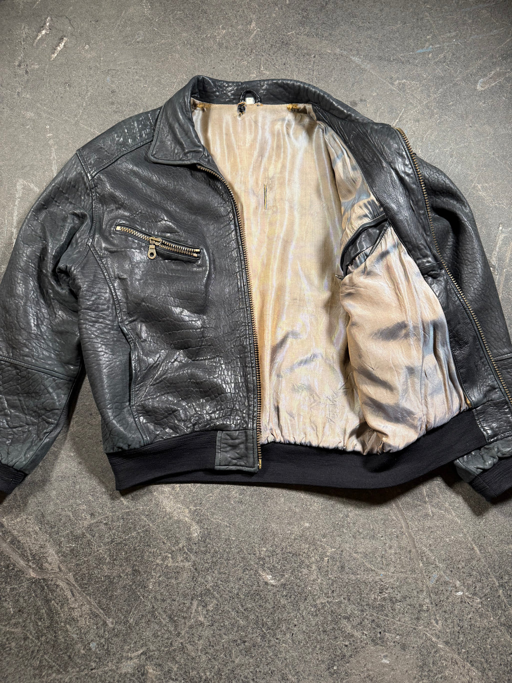 Veste en cuir vintage | Veste en cuir vintage aviateur | aspect usé | coupe courte | années 80/90 | L