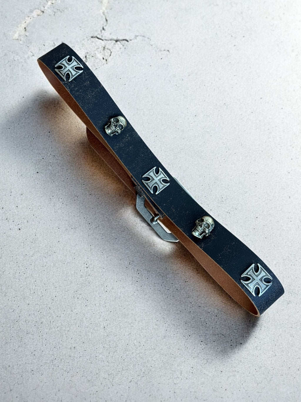 iron cross & skull leather belt | handmade | vintage look