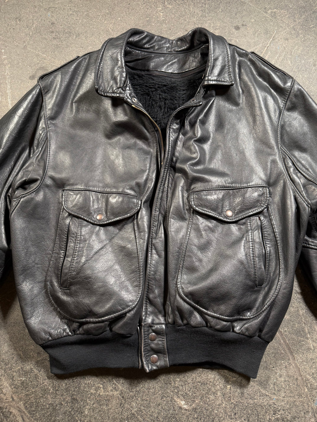 Vintage Piloten Lederjacke | Vintage Leather Jacket Aviator | used look | cropped fit | 80's / 90's | L