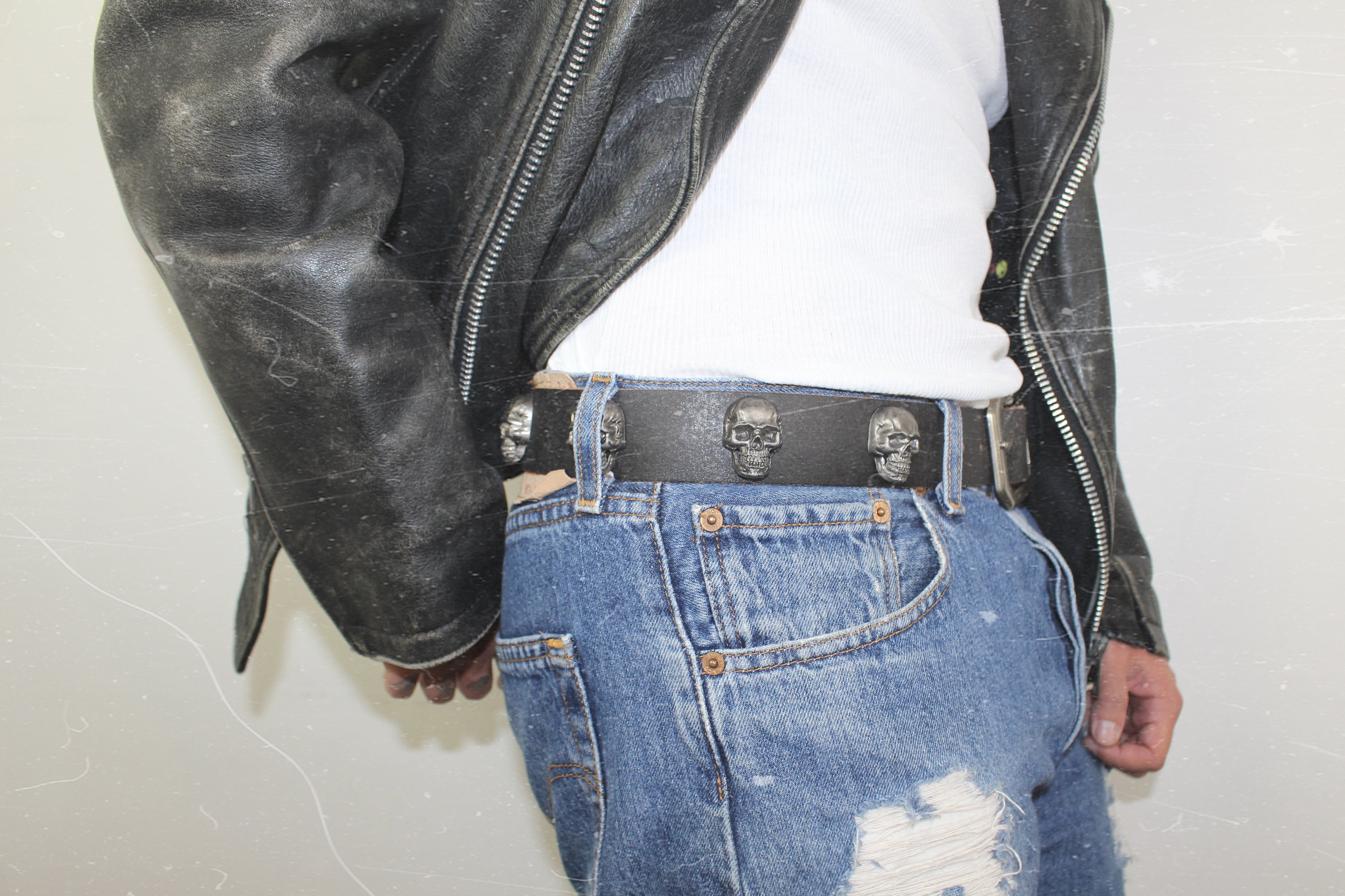skull leather belt | handmade | vintage look