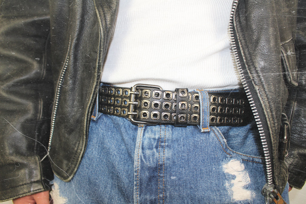 studded belt | nietengürtel